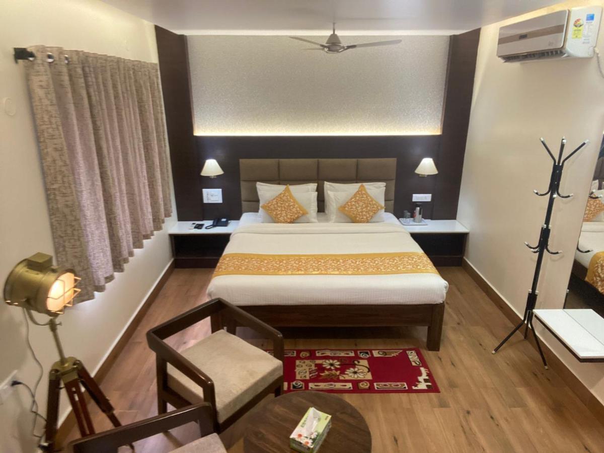 Le Shiv Executive Suite Theni Ngoại thất bức ảnh